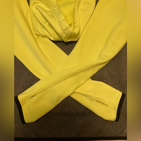 Nike Therma Fit sweatshirt. Size medium - Picture 4 of 8